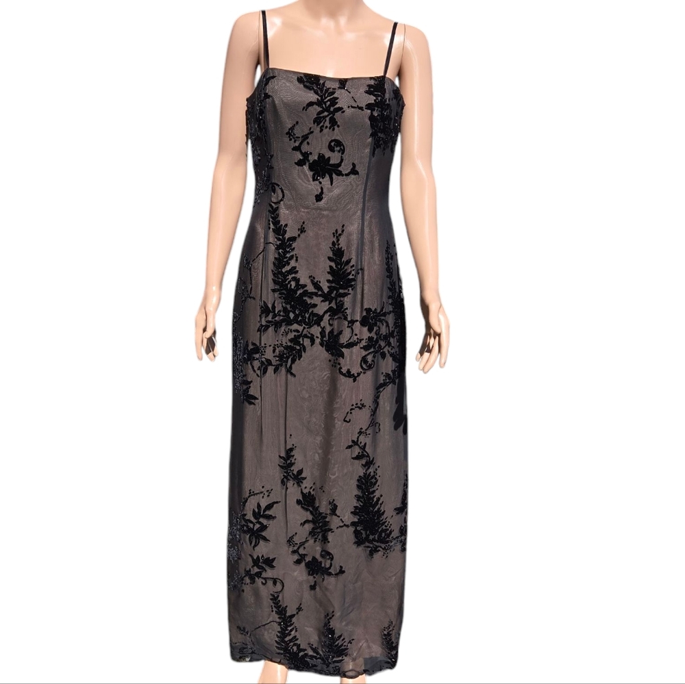 Adrianna Papell Long Black Beaded Formal Evening Dress Sz8 Spaghetti  Strap Slit